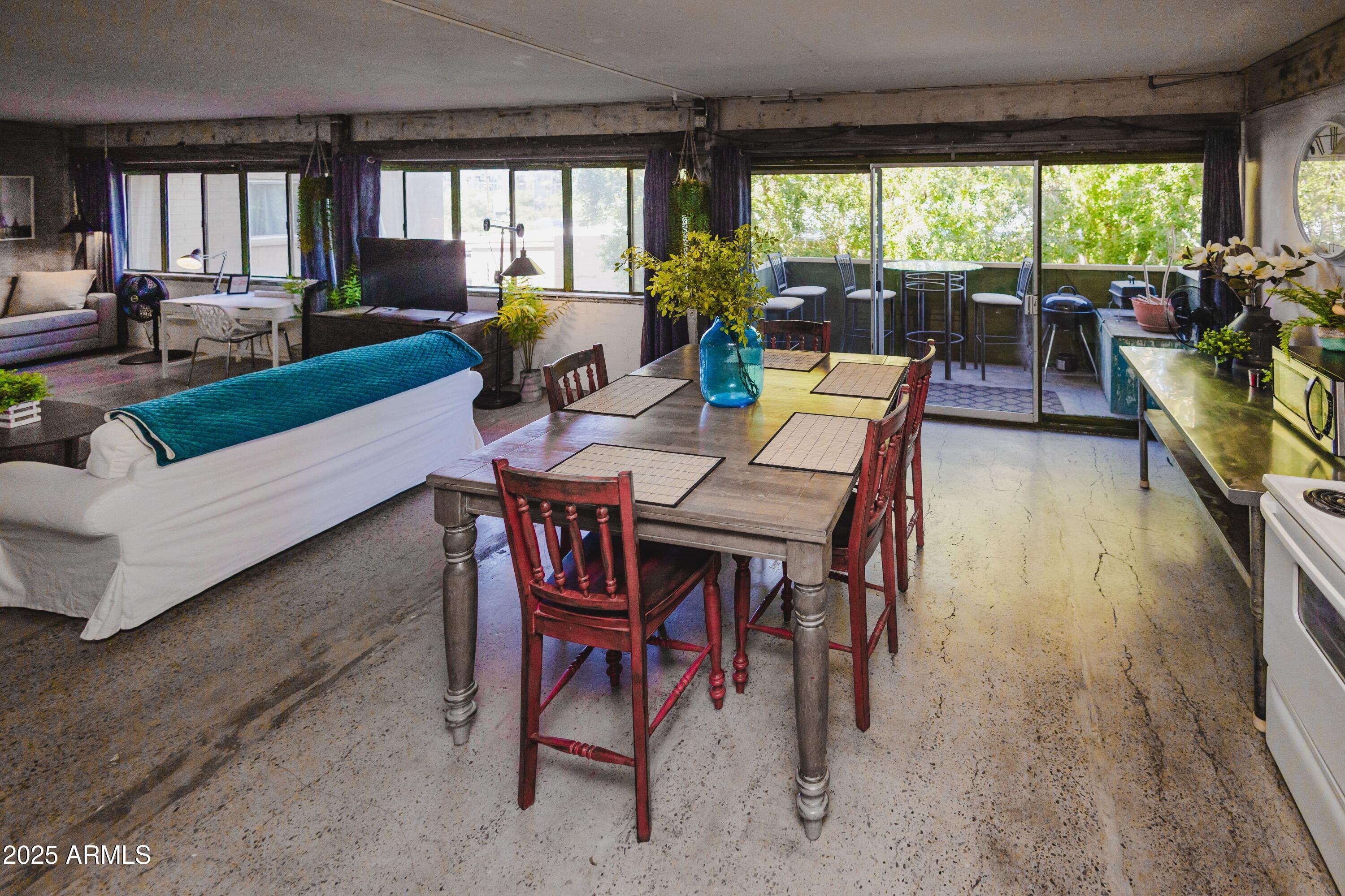 353 East Thomas Road, Unit C307 Phoenix, AZ 85012 - Photo 33 of 51 Studio 3