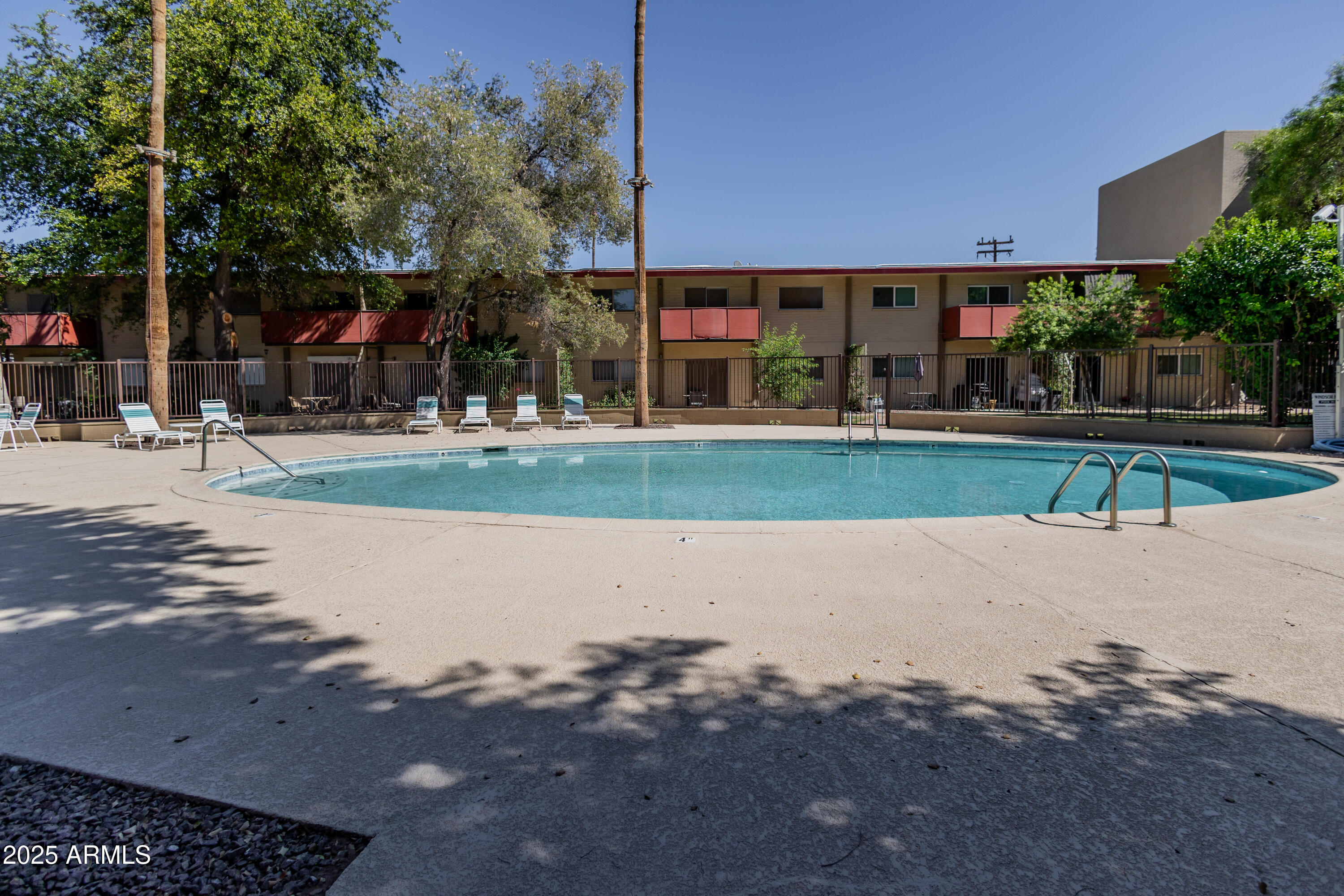 353 East Thomas Road, Unit C307 Phoenix, AZ 85012 - Photo 45 of 51 Pool 2