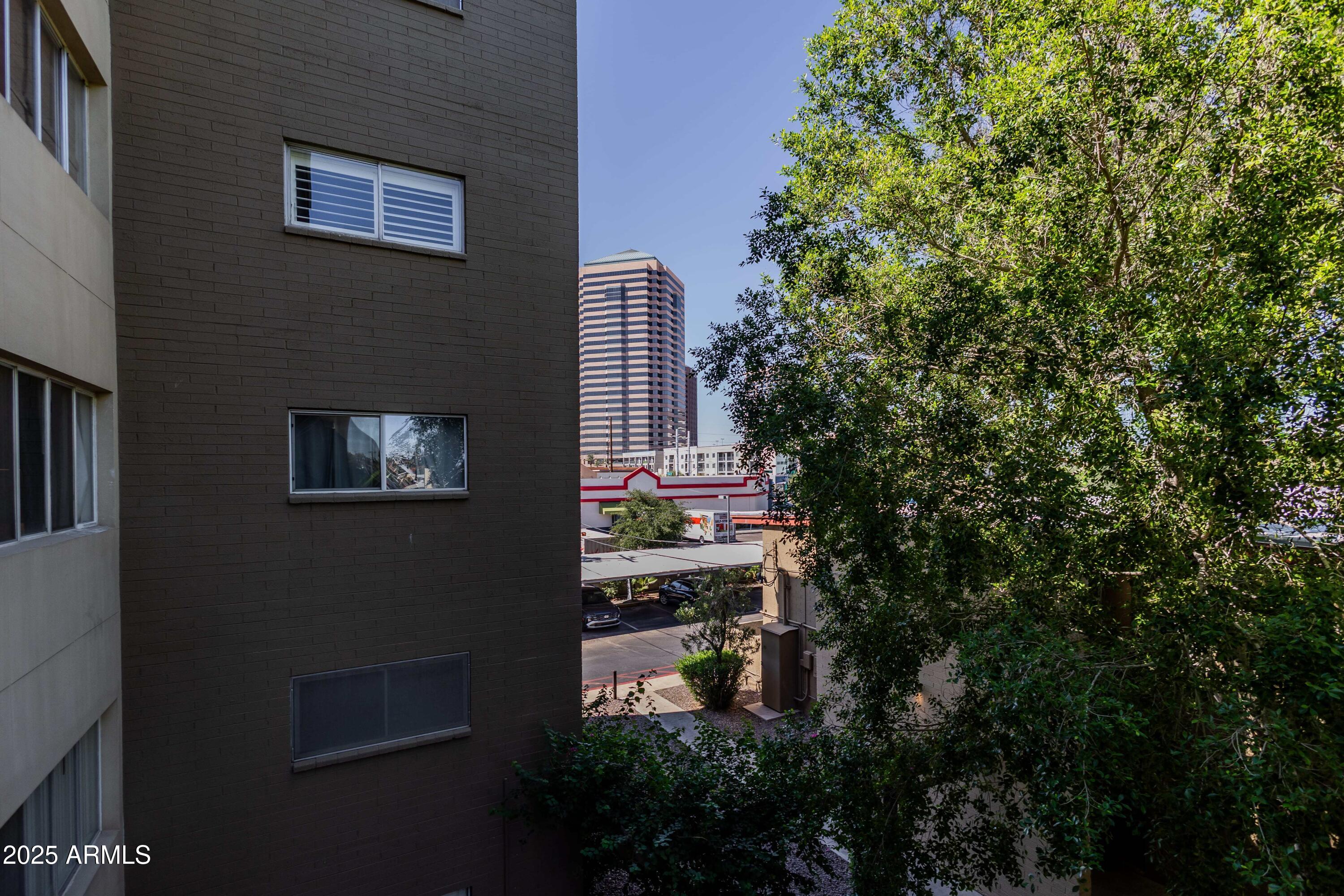 353 East Thomas Road, Unit C307 Phoenix, AZ 85012 - Photo 48 of 51 Balcony 3