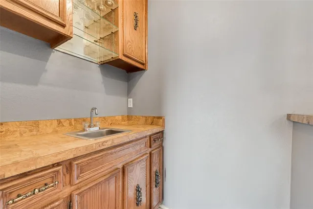 $365,000 | 449 Meadowhill Drive, Benbrook, TX 76126