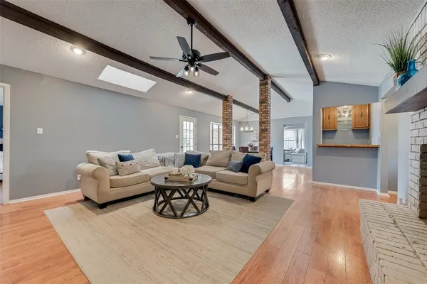 $350,000 | 449 Meadowhill Drive, Benbrook, TX 76126