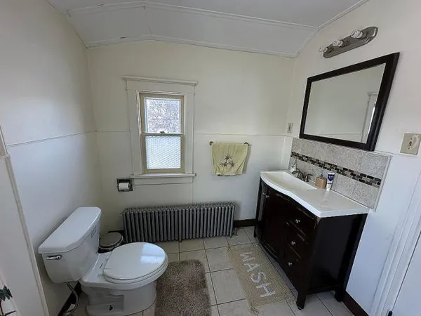 $299,900 | 1566 Washington Avenue, Northampton, PA 18067