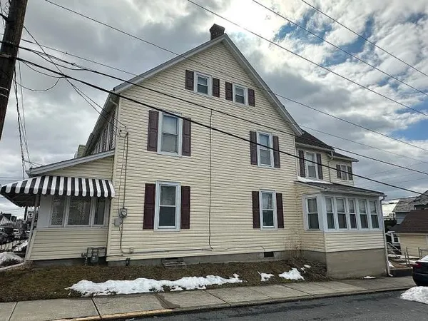 $299,900 | 1566 Washington Avenue, Northampton, PA 18067