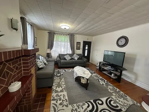 $299,900 | 1566 Washington Avenue, Northampton, PA 18067