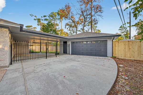 $339,000 | 902 Kingsbridge Road, Houston, TX 77073