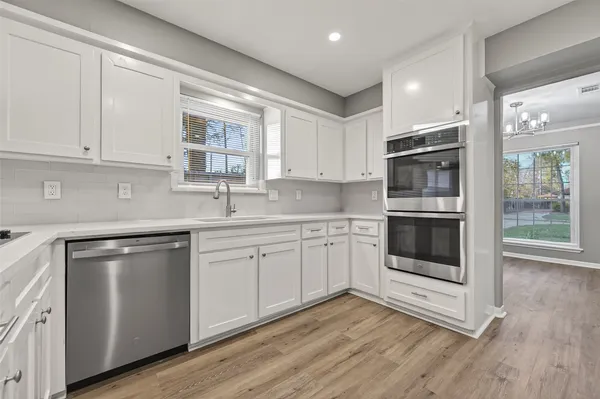 $339,000 | 902 Kingsbridge Road, Houston, TX 77073