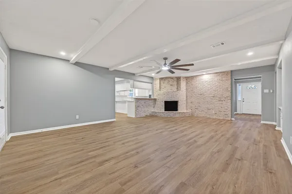 $339,000 | 902 Kingsbridge Road, Houston, TX 77073