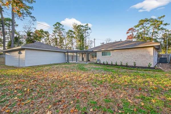 $339,000 | 902 Kingsbridge Road, Houston, TX 77073