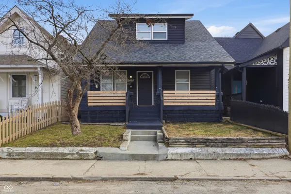 $2,000 | 1435 South Illinois Street, Indianapolis, IN 46225