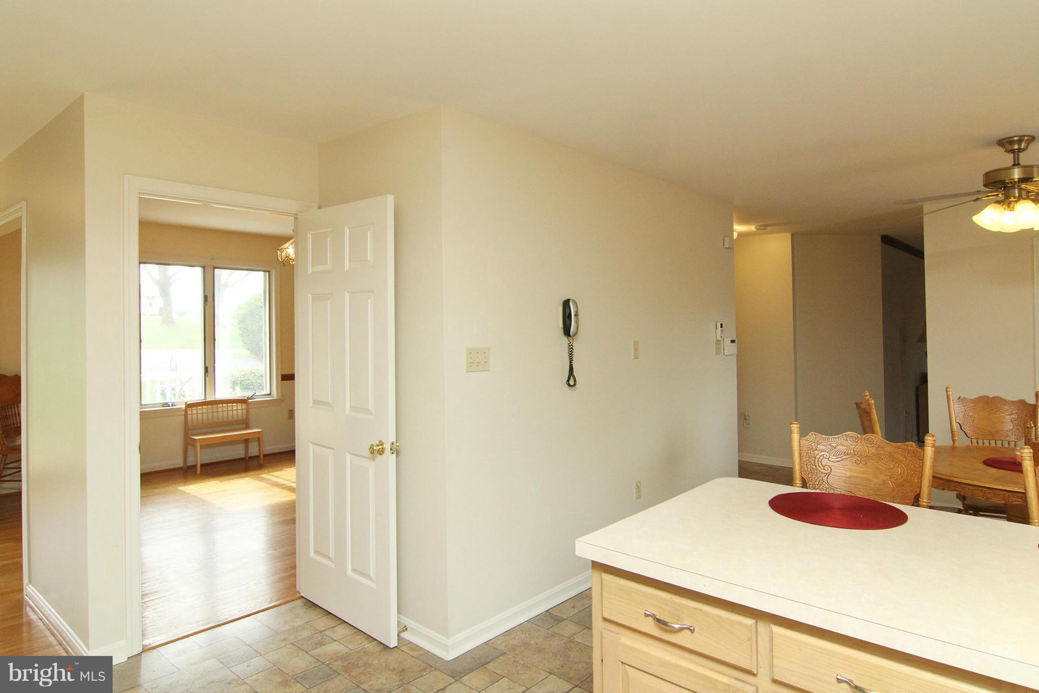 4770 South Reyburn Court Mount Airy, MD 21771 - Photo 6 of 30 Kitchen