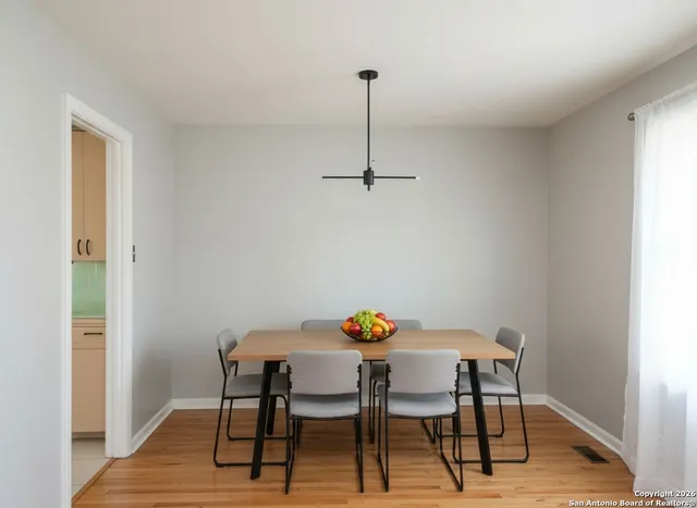 $149,900 | 446 Concord Place, San Antonio, TX 78201