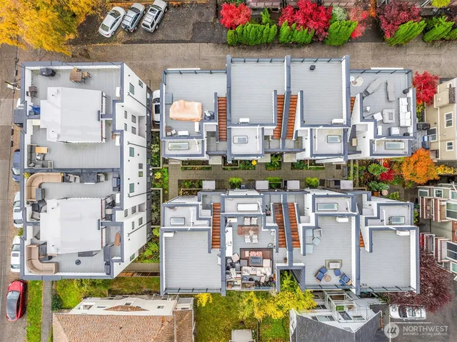 $1,199,950 | 1013 C 6th Avenue North, Seattle, WA 98109