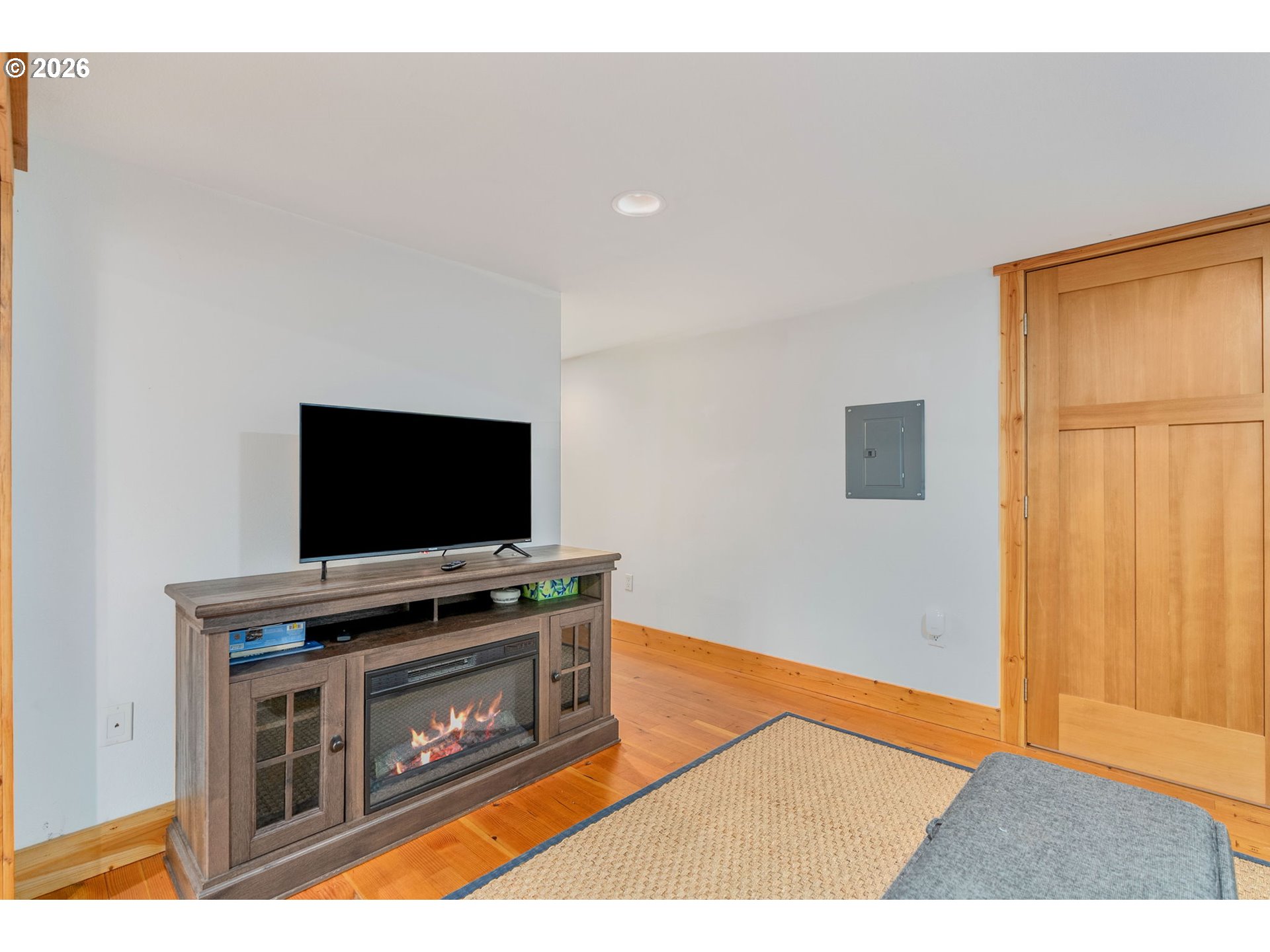 1002 Jessup Road Bingen, WA 98605 - Photo 27 of 43 Gallery Image 27