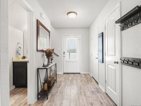 $2,000 | 432 Salt Fork, Cibolo, TX 78108