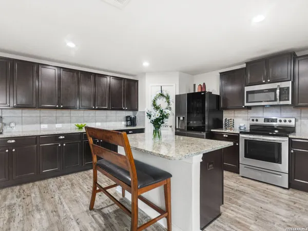 $2,000 | 432 Salt Fork, Cibolo, TX 78108