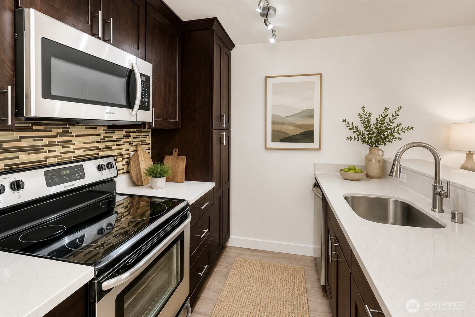 7453 Newcastle Golf Club Road, Unit J301 Newcastle, WA 98059 - Photo 11 of 38