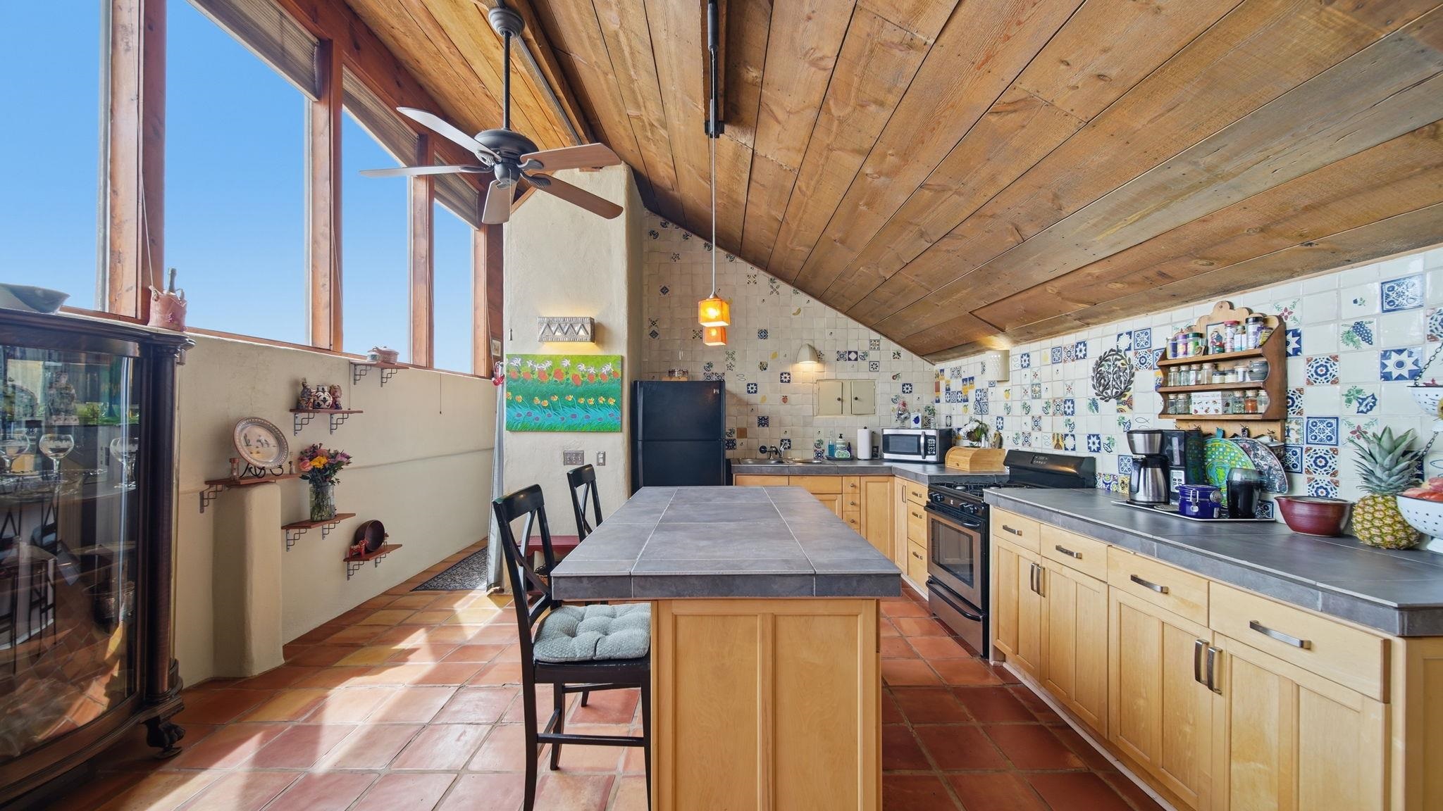 1218 Conejo Road El Prado, NM 87529 - Photo 8 of 32 Gallery Image 8
