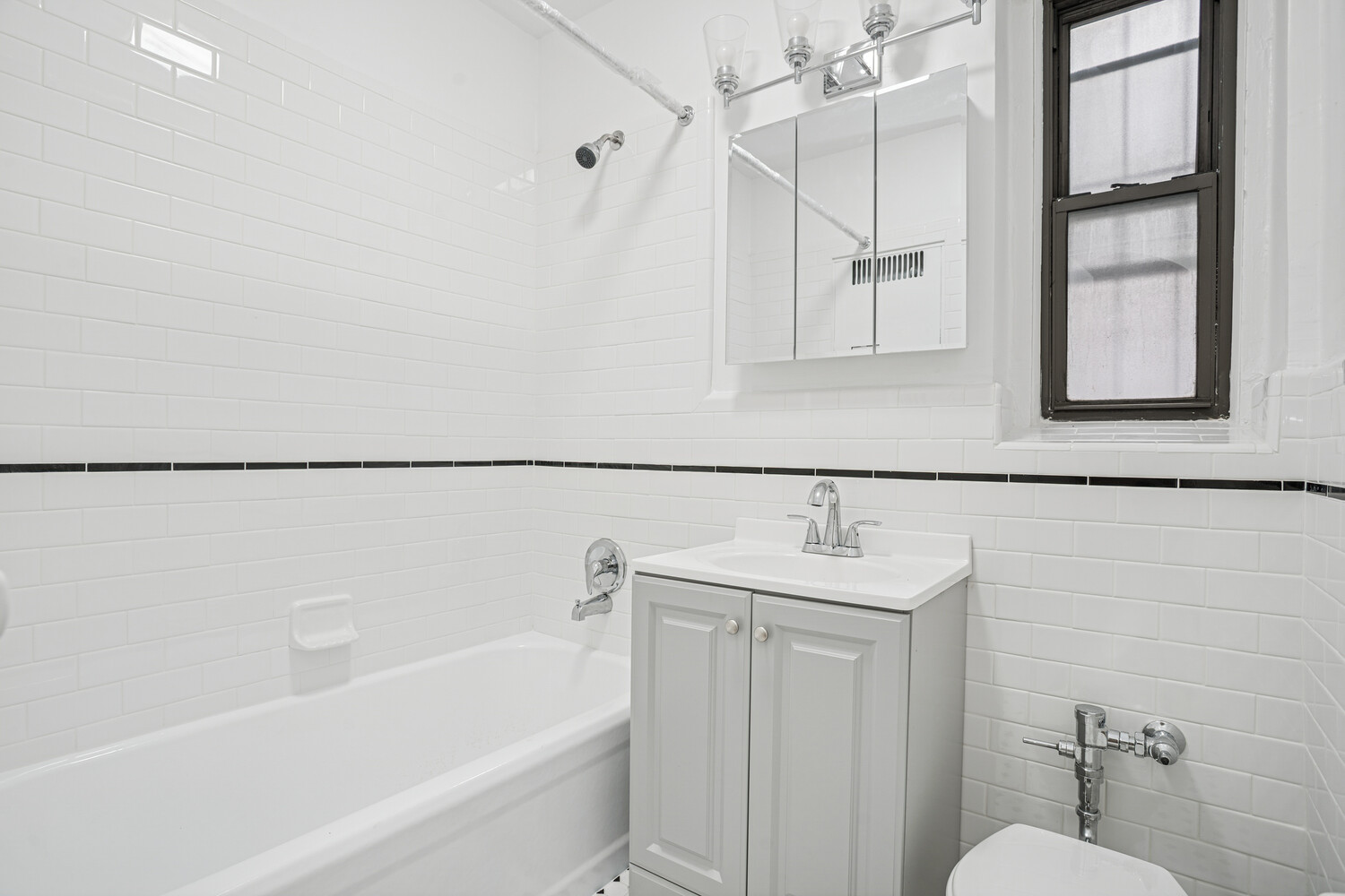 40 Clarkson Avenue, Unit 2G Brooklyn, NY 11226 - Photo 7 of 8