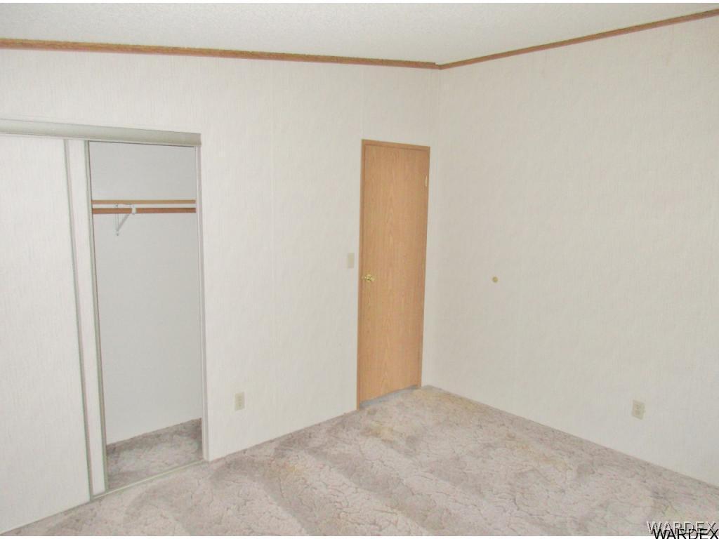 3093 West Rancho Road Golden Valley, AZ 86413 - Photo 15 of 26 To Hallway