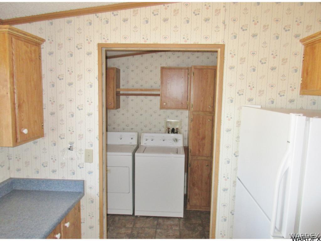 3093 West Rancho Road Golden Valley, AZ 86413 - Photo 4 of 26 To Laundry Room