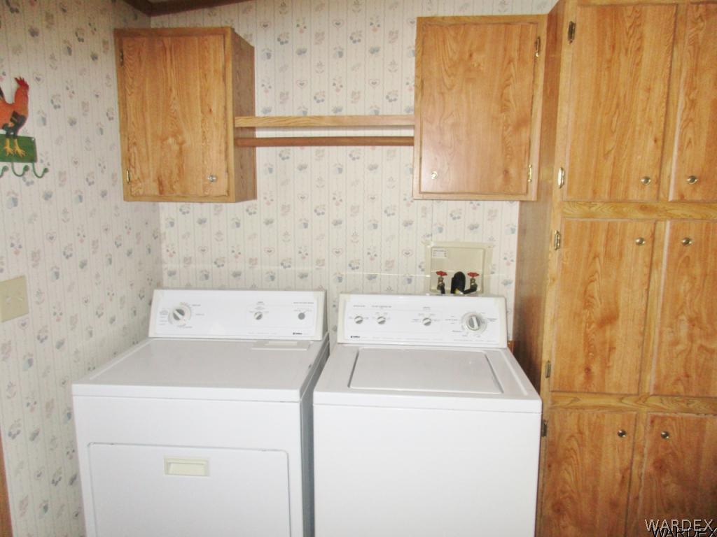 3093 West Rancho Road Golden Valley, AZ 86413 - Photo 5 of 26 Washer Dryer Included