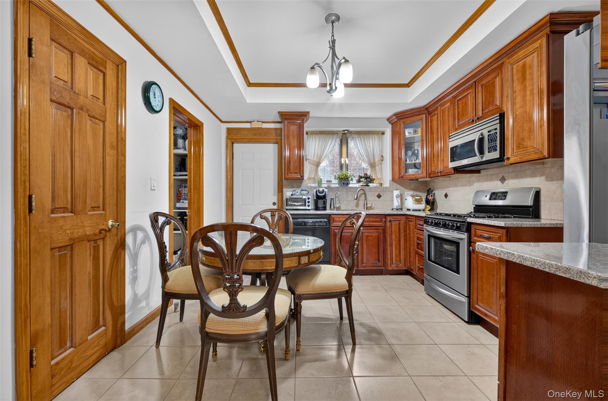 186-32 Avon Road Queens, NY 11432 - Photo 14 of 50