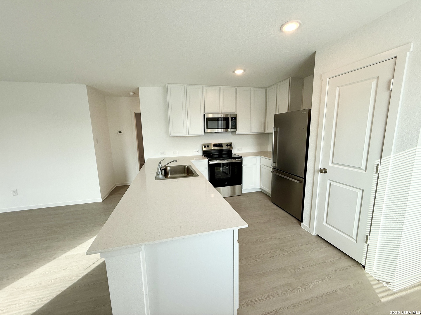 311 Moscato Road New Braunfels, TX 78130 - Photo 5 of 41