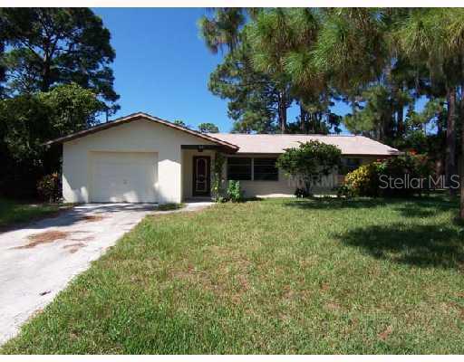 918 Cumberland Road Venice, FL 34293 - Photo 1 of 1 Exterior Front