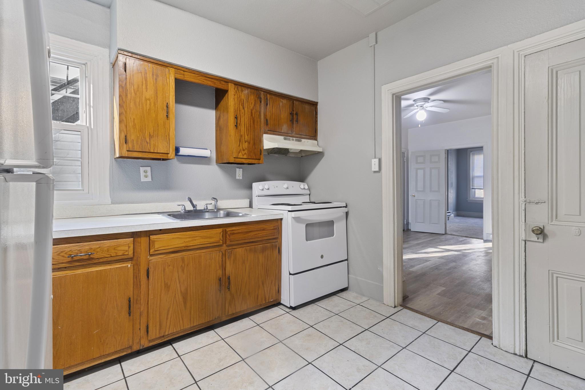 760 George Street Norristown, PA 19401 - Photo 9 of 29