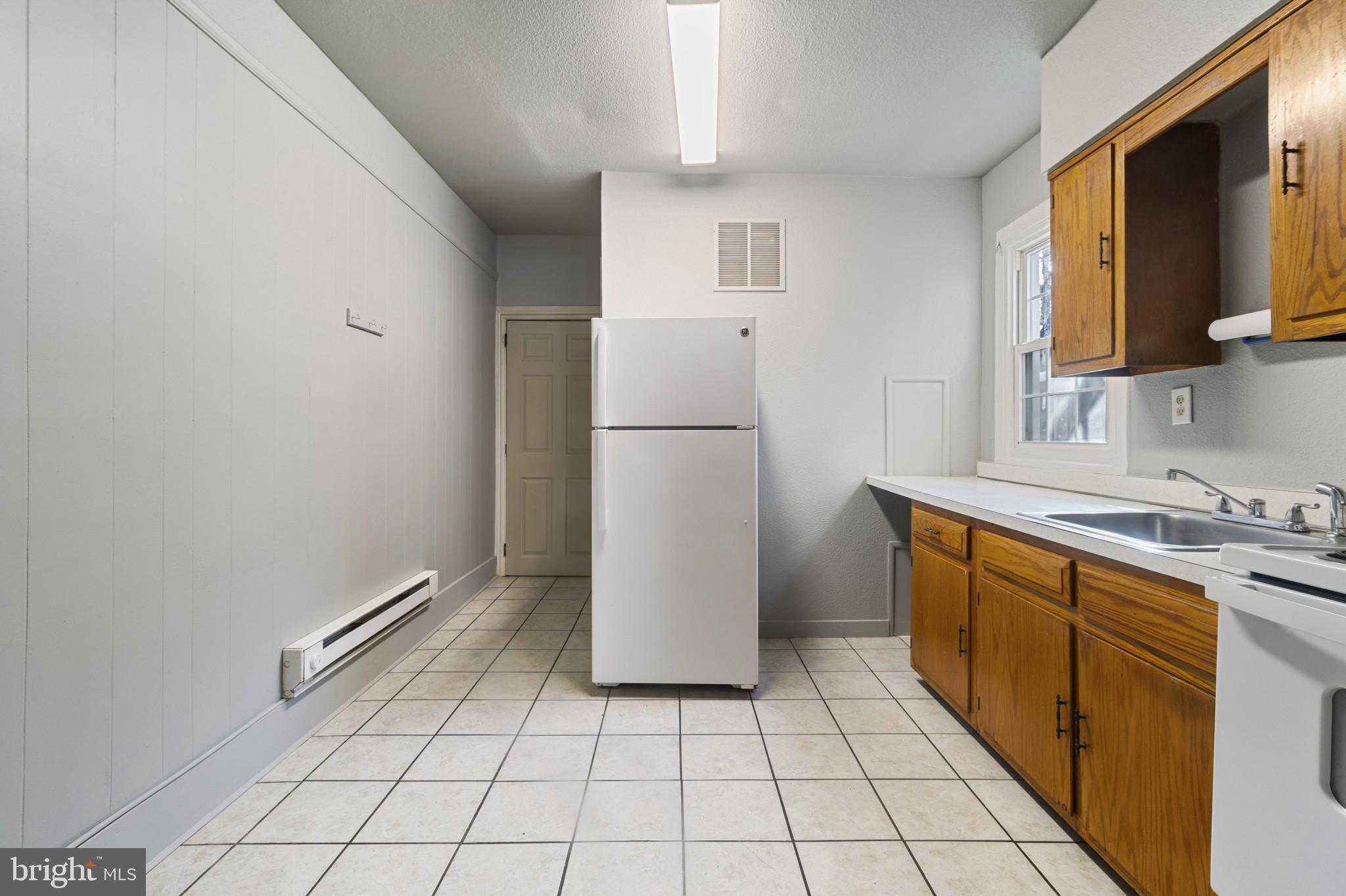 760 George Street Norristown, PA 19401 - Photo 10 of 29