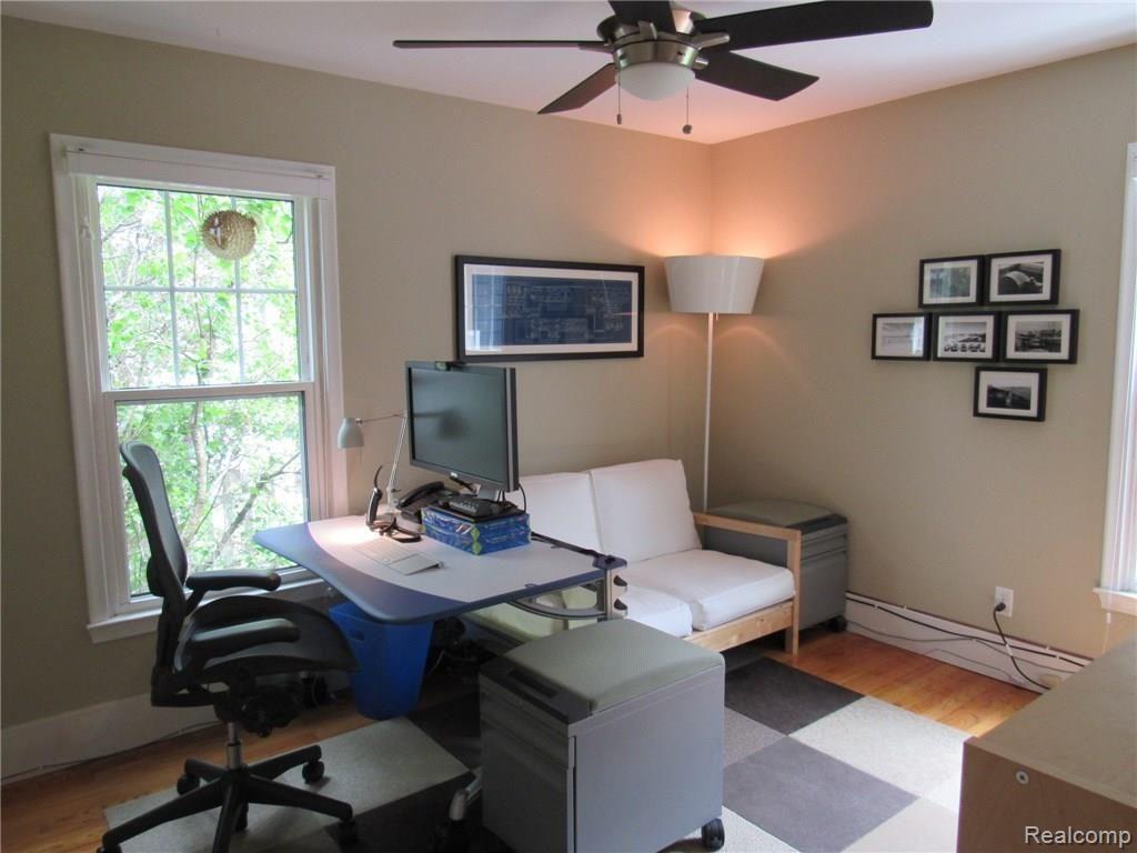 415 South Center Street Howell, MI 48843 - Photo 24 of 34 IMG_0085.JPG