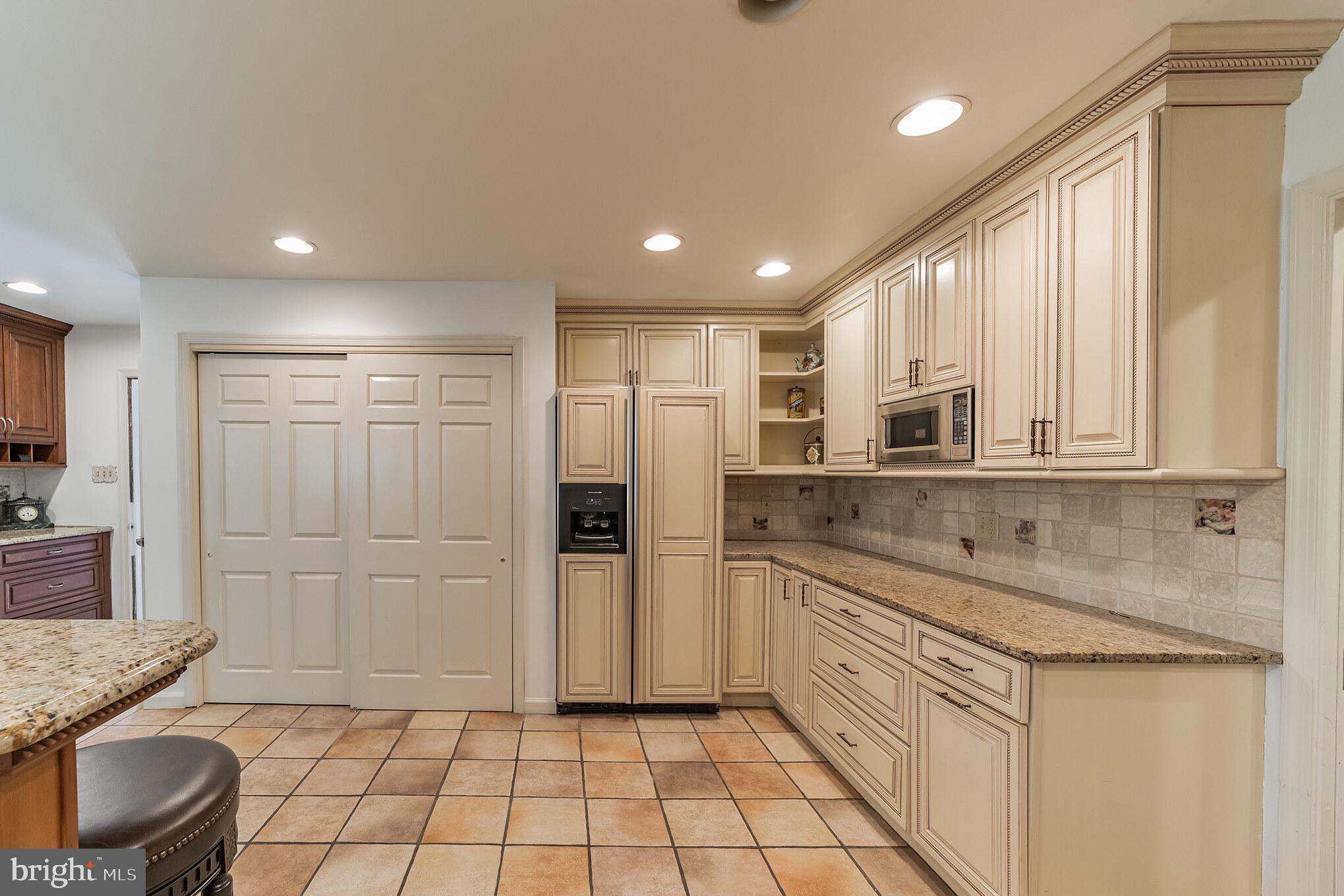 785 Gulph Road Wayne, PA 19087 - Photo 9 of 38