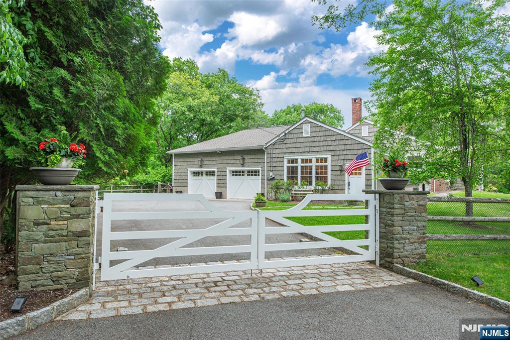 724 Ridge Road Butler, NJ 07405 - Photo 5 of 50