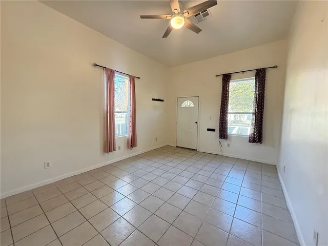 $1,500 | 2332 Martin Luther King Jr Boulevard, New Orleans, LA 70113