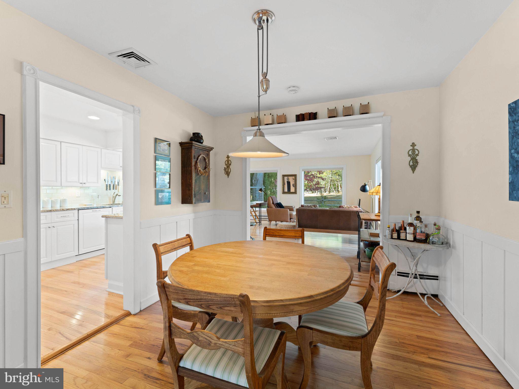 20 Delaware Avenue Ewing, NJ 08628 - Photo 12 of 37