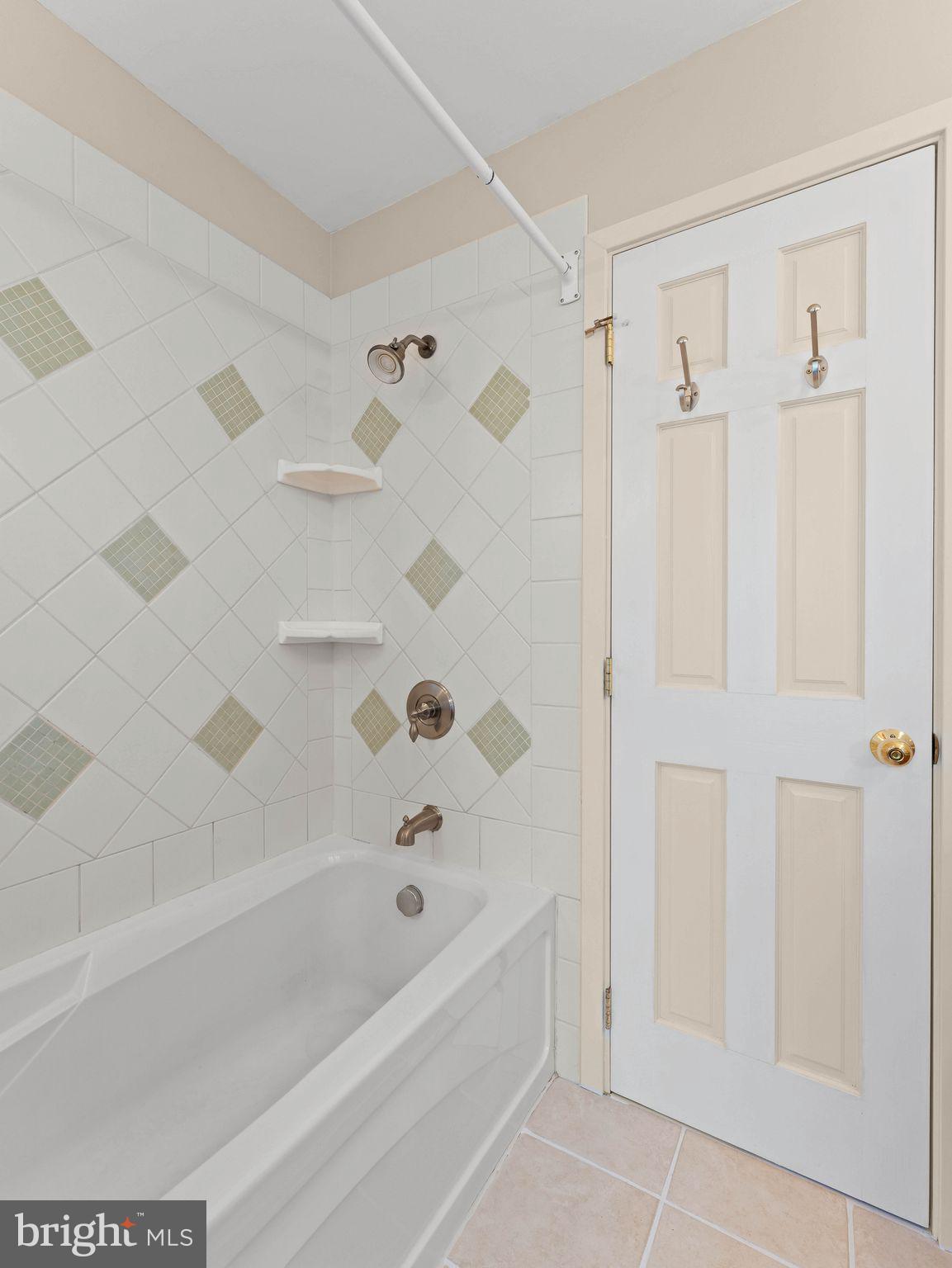 20 Delaware Avenue Ewing, NJ 08628 - Photo 23 of 37