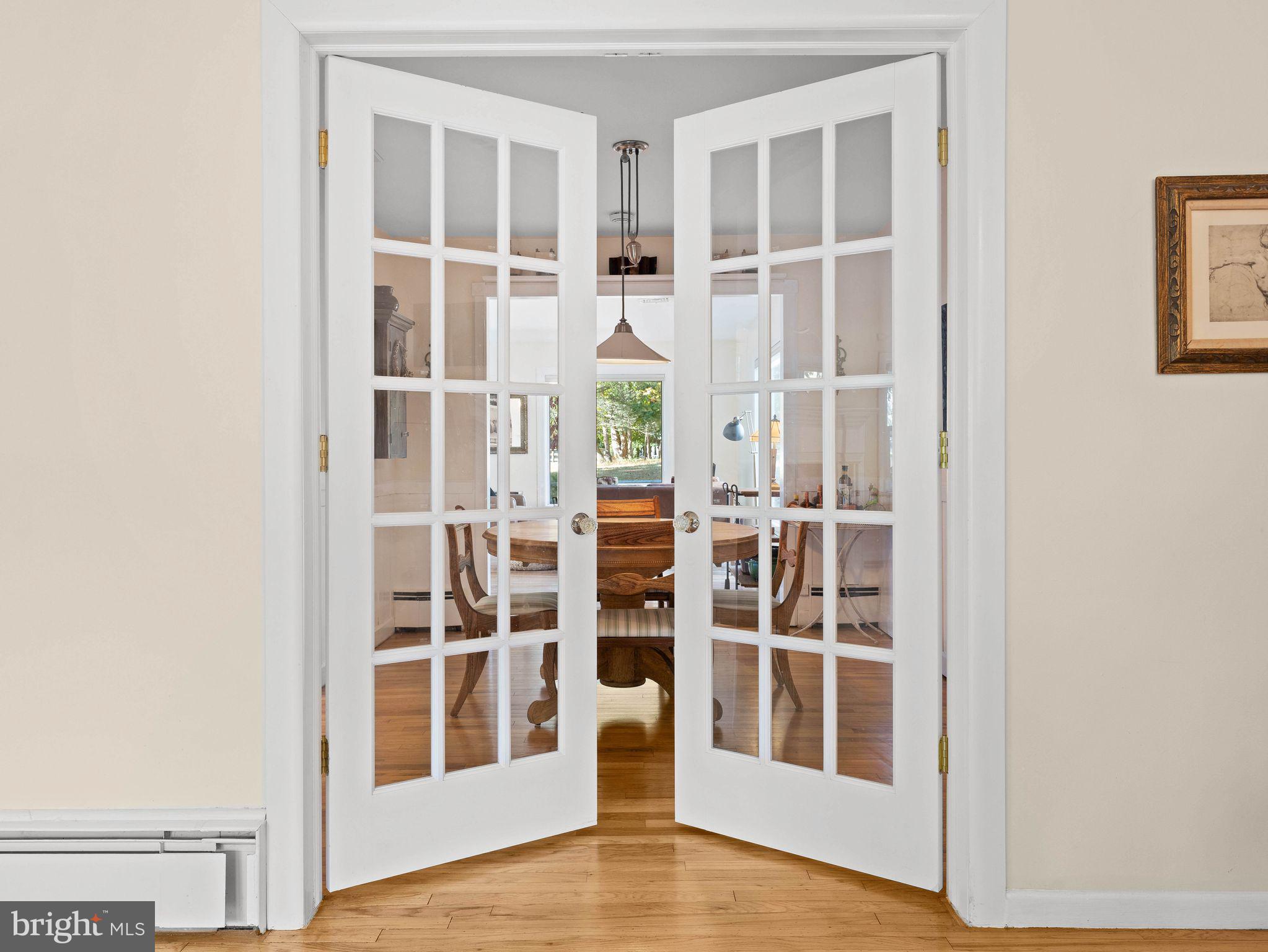 20 Delaware Avenue Ewing, NJ 08628 - Photo 10 of 37