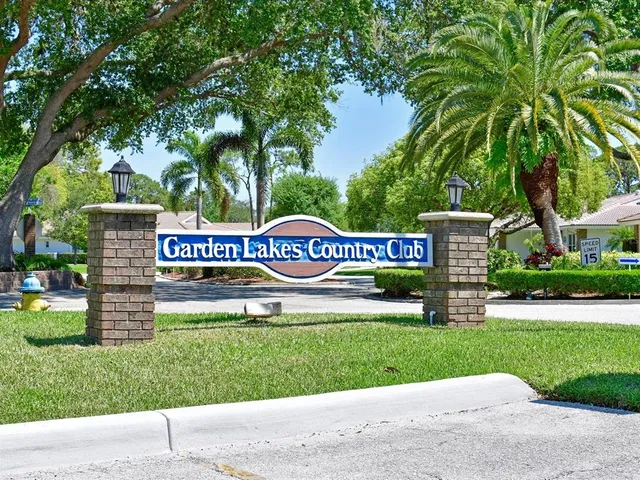 $330,000 | 5613 Garden Lakes Drive, Unit 5613, Bradenton, FL 34203