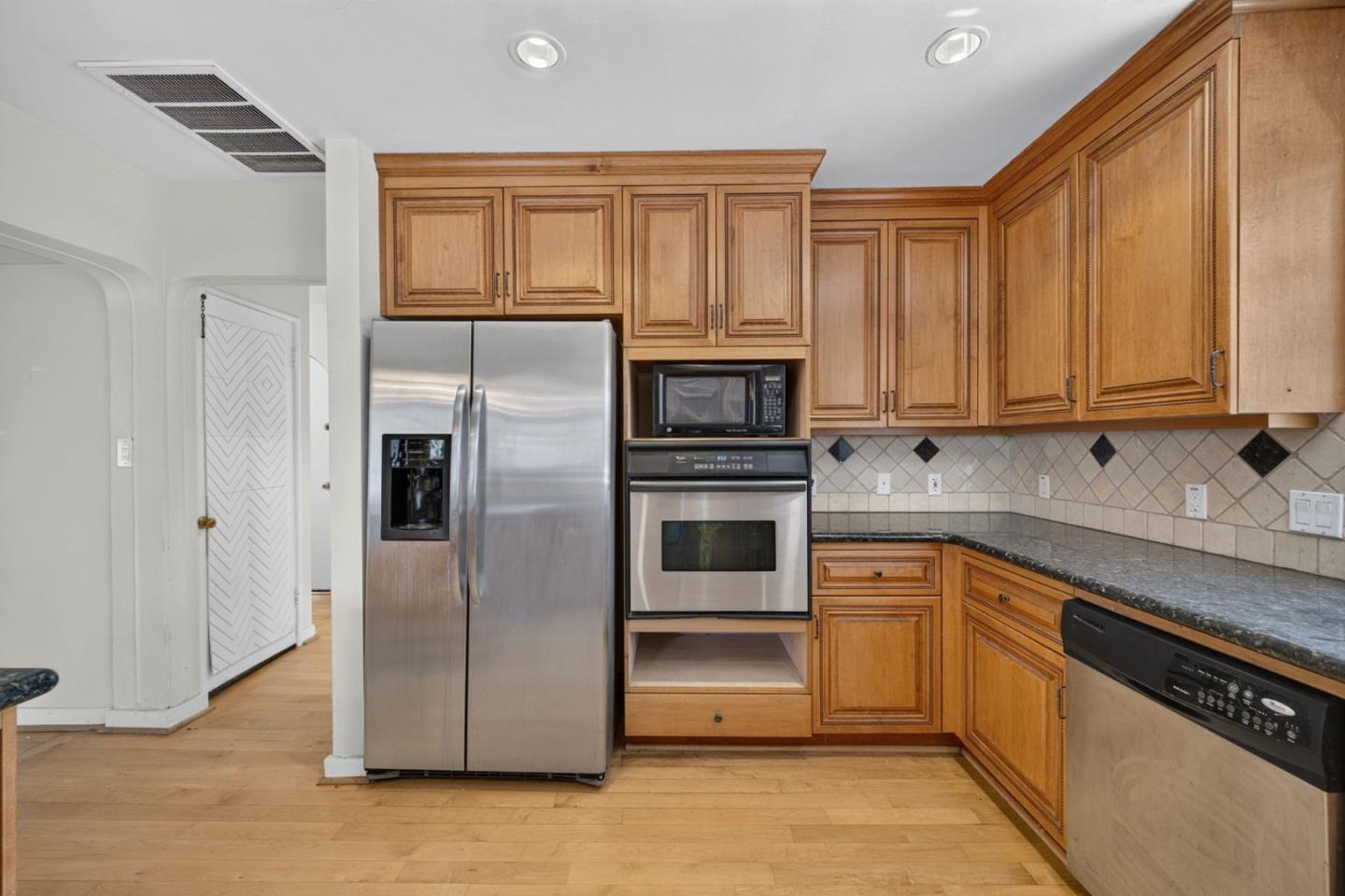 23889 Summit Road Los Gatos, CA 95033 - Photo 9 of 26 Gallery Image 9