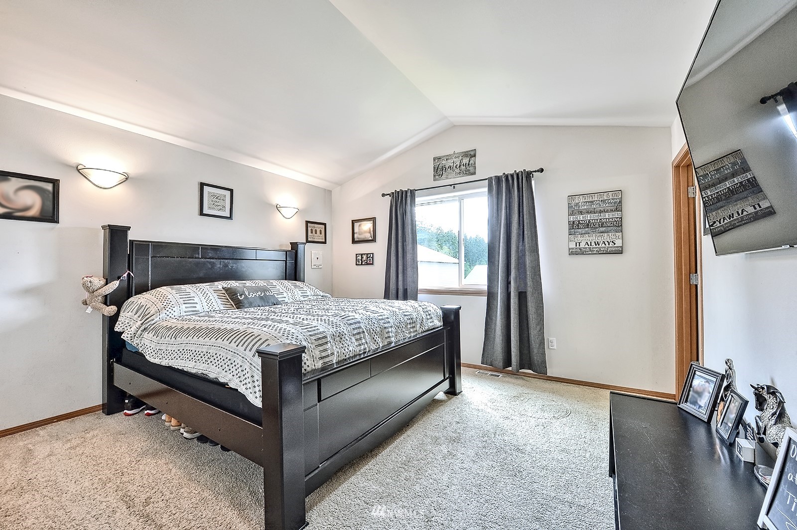 2385 Southwest Navigator Loop Oak Harbor, WA 98277 - Photo 25 of 31 Gallery Image 25