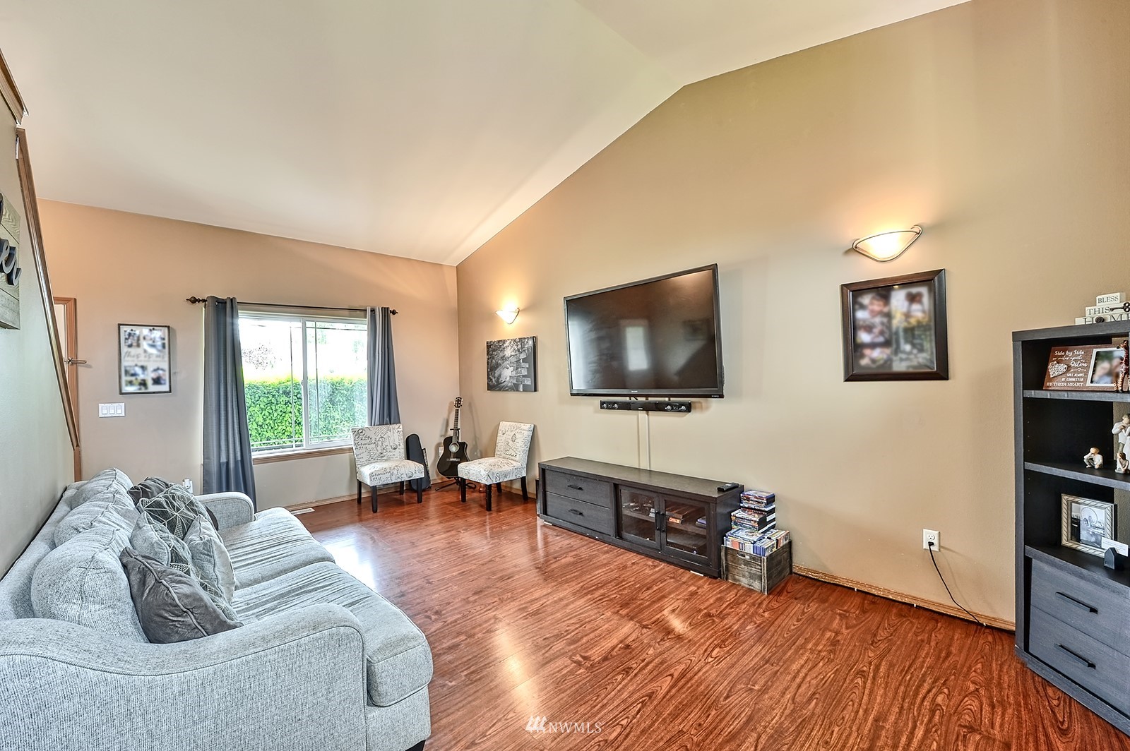 2385 Southwest Navigator Loop Oak Harbor, WA 98277 - Photo 9 of 31 Gallery Image 9