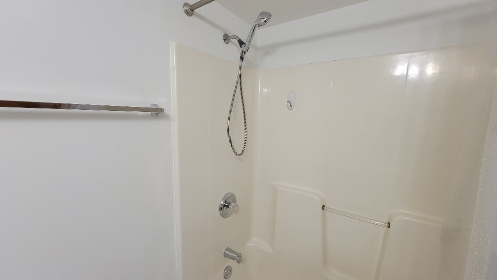 18100 Rita Road, Unit 2D Tinley Park, IL 60477 - Photo 22 of 28 a bathroom with a shower