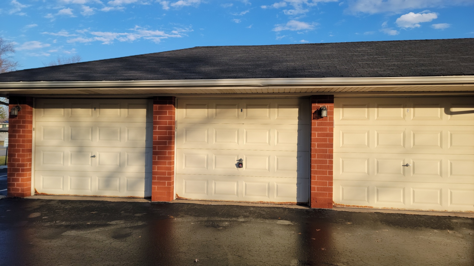 18100 Rita Road, Unit 2D Tinley Park, IL 60477 - Photo 28 of 28 a view of a door of the house