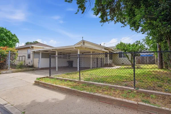 $439,000 | 898 Yosemite Parkway, Merced, CA 95341