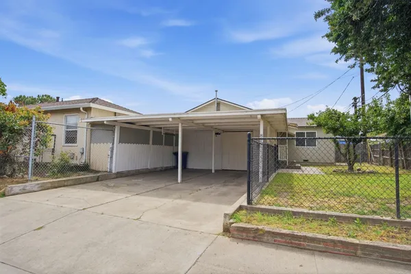 $439,000 | 898 Yosemite Parkway, Merced, CA 95341