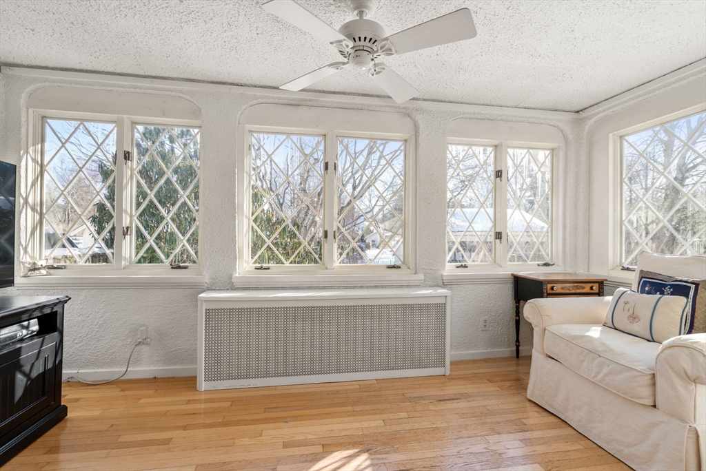 28 Rice Street Wellesley, MA 02481 - Photo 11 of 23