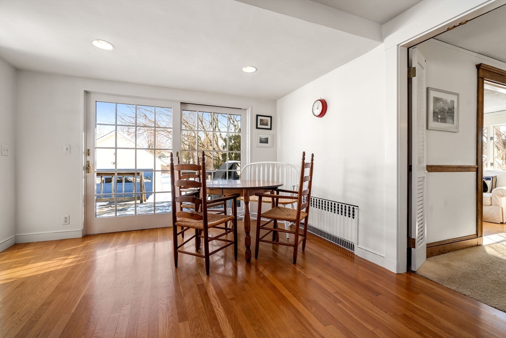 28 Rice Street Wellesley, MA 02481 - Photo 6 of 23