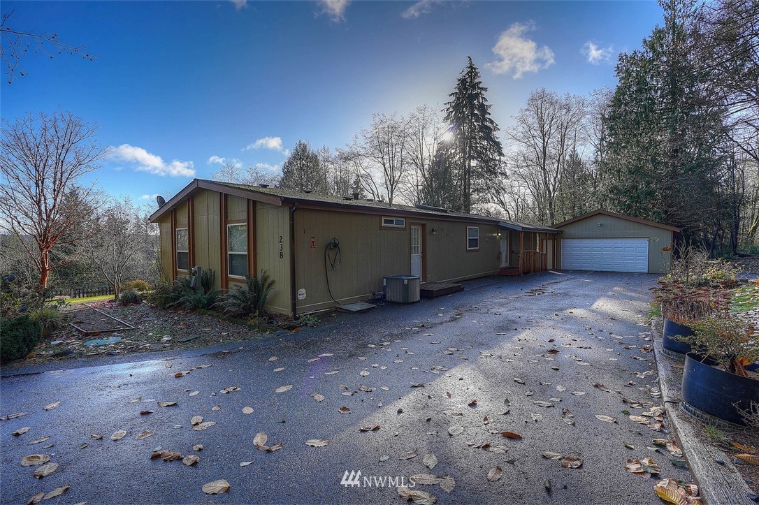 238 Southwest Oak Road Port Orchard, WA 98367 - Photo 1 of 36 Gallery Image 1