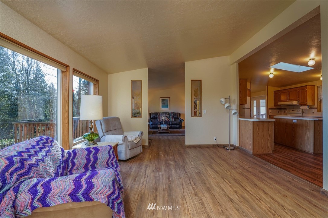 238 Southwest Oak Road Port Orchard, WA 98367 - Photo 14 of 36 Gallery Image 14