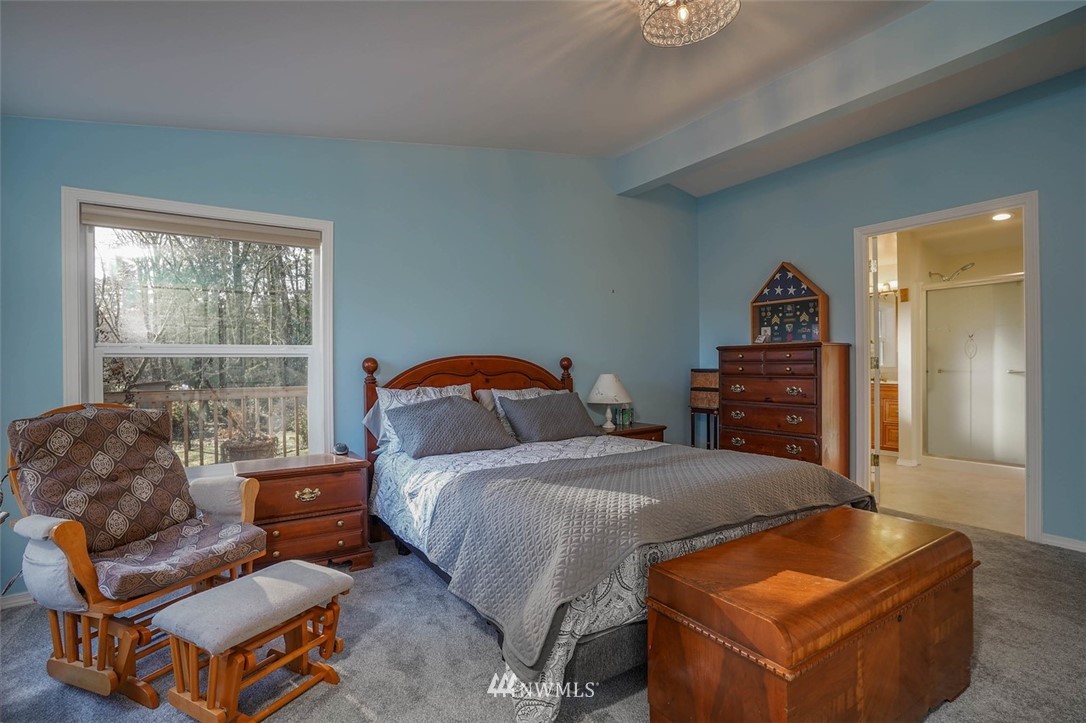 238 Southwest Oak Road Port Orchard, WA 98367 - Photo 17 of 36 Gallery Image 17